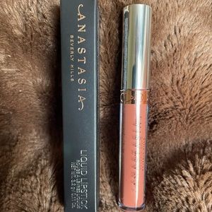 ABH liquid lipstick in Ashton